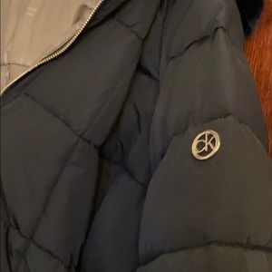 Calvin Klein womens 3 x. With hood